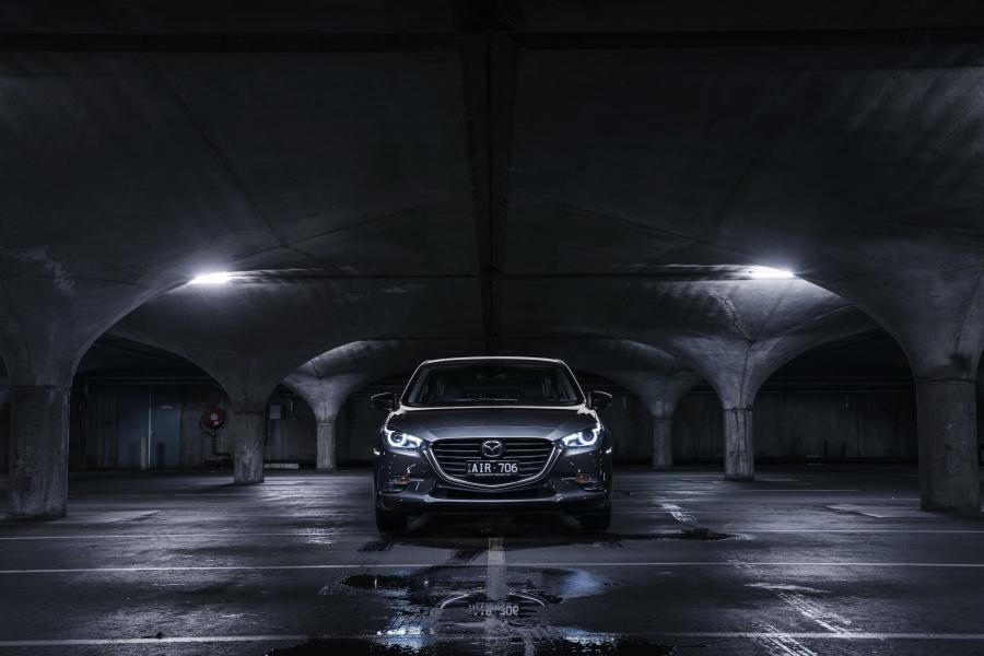  Mazda3 SP25 Astina Sedan (BM) 2016 года  (AU) (фото 16 из 56)